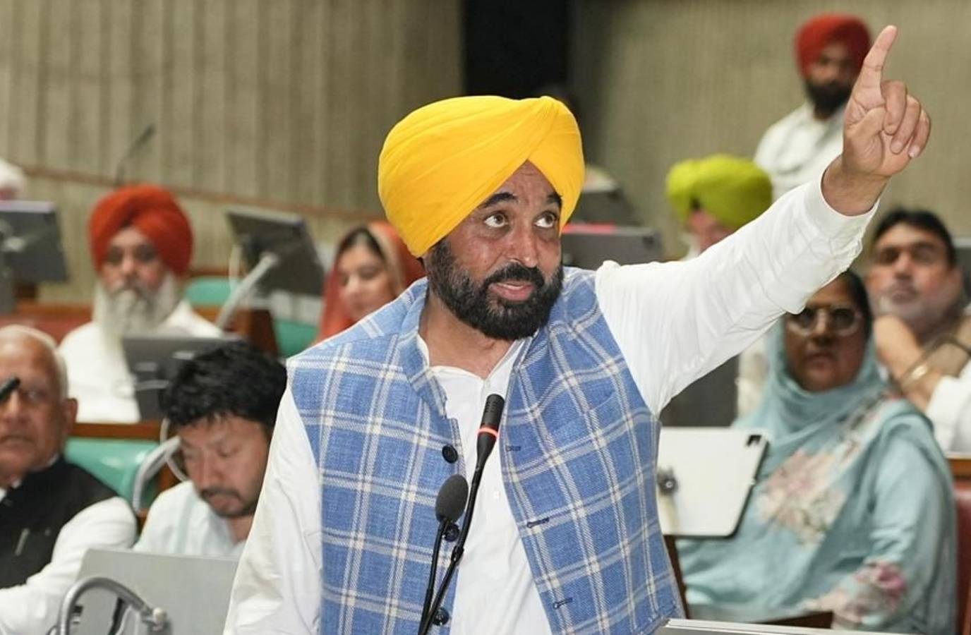 Punjab CM Downplays Raghav Chadha's Rajya Sabha Ouster, Warns Against Party Line Breakers