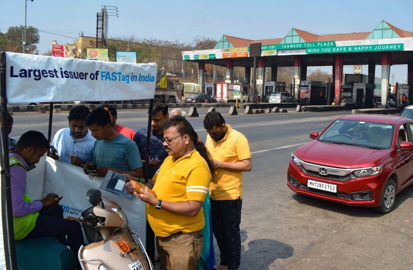 India Ditches Cash at Toll Booths: New Payment Rules and Fines Explained