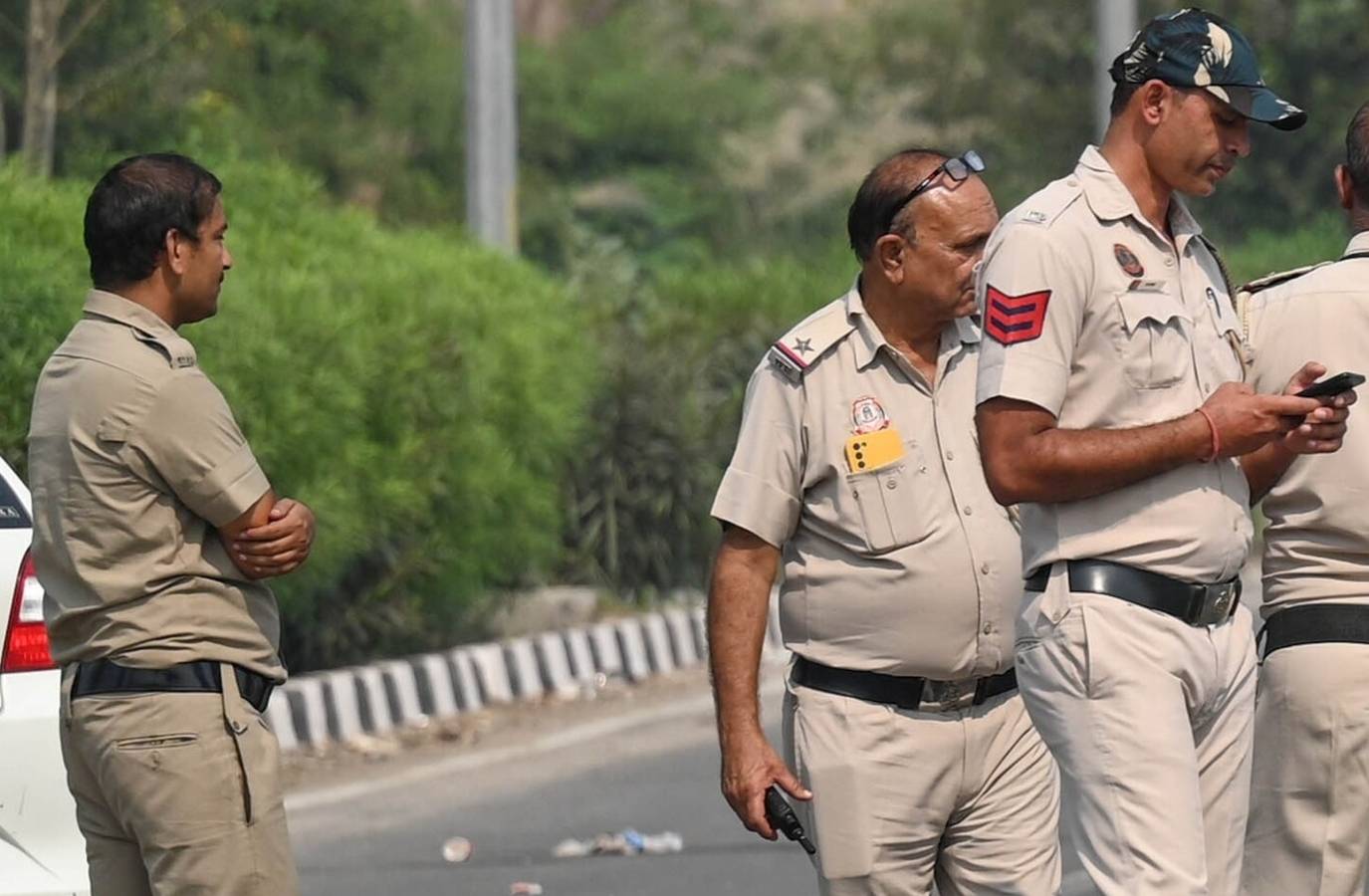 Pregnant Delhi Cop Slaps Elderly Shopkeeper in Parking Dispute