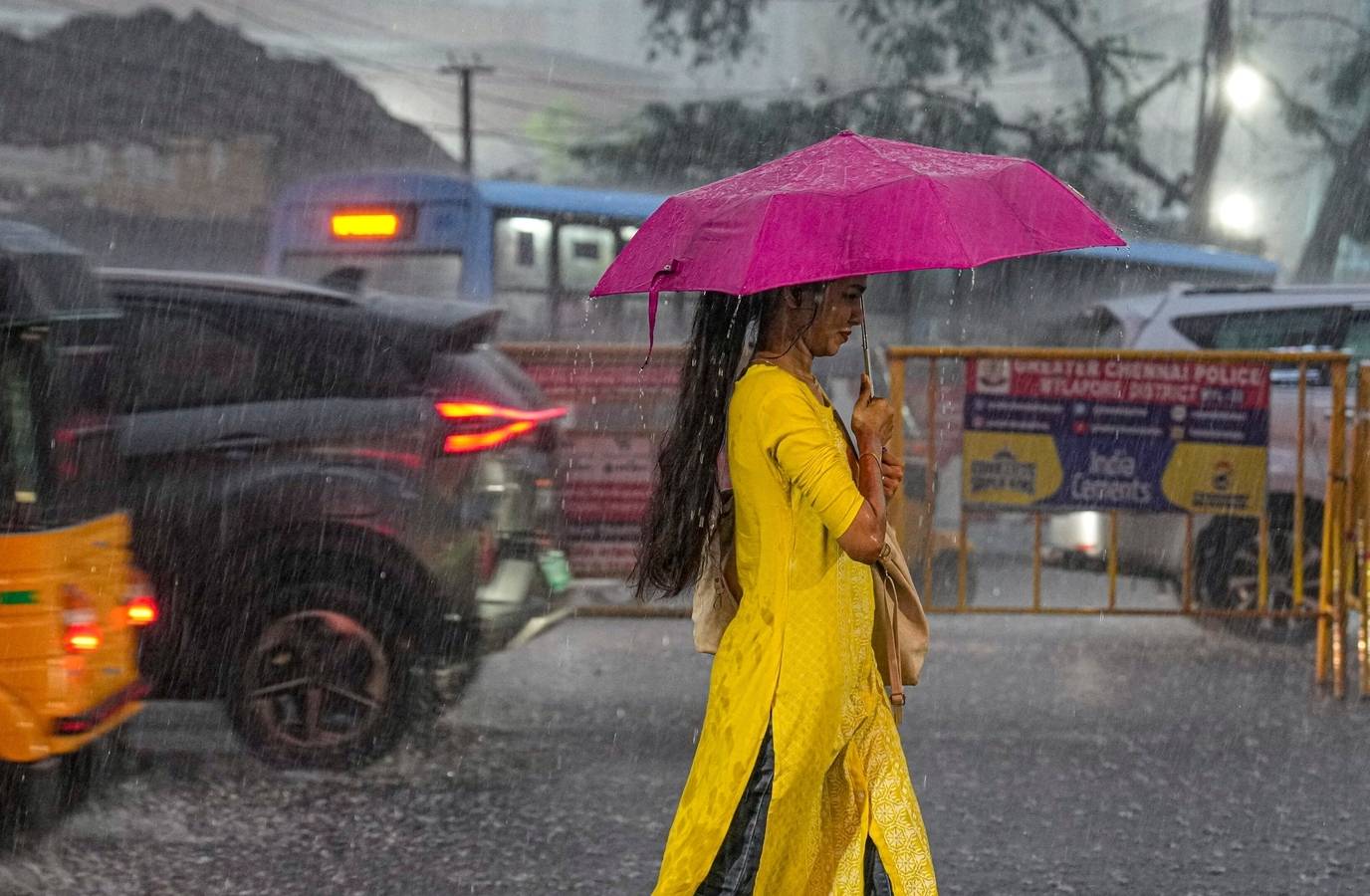 IMD Issues Rain Alert for Chennai, Thunderstorms Expected Throughout the Week