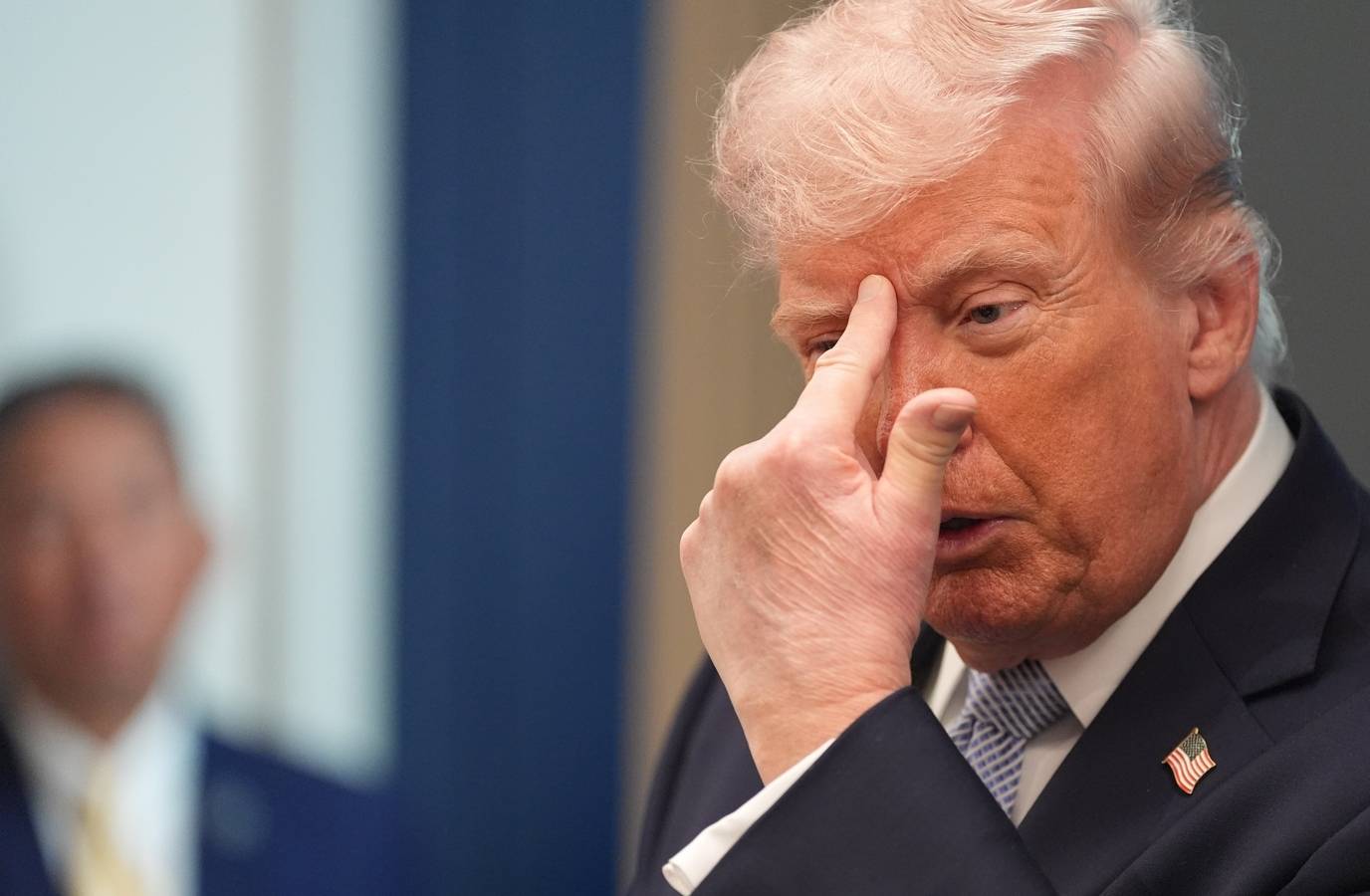 Iran-US War Tensions Escalate as Deadline Looms