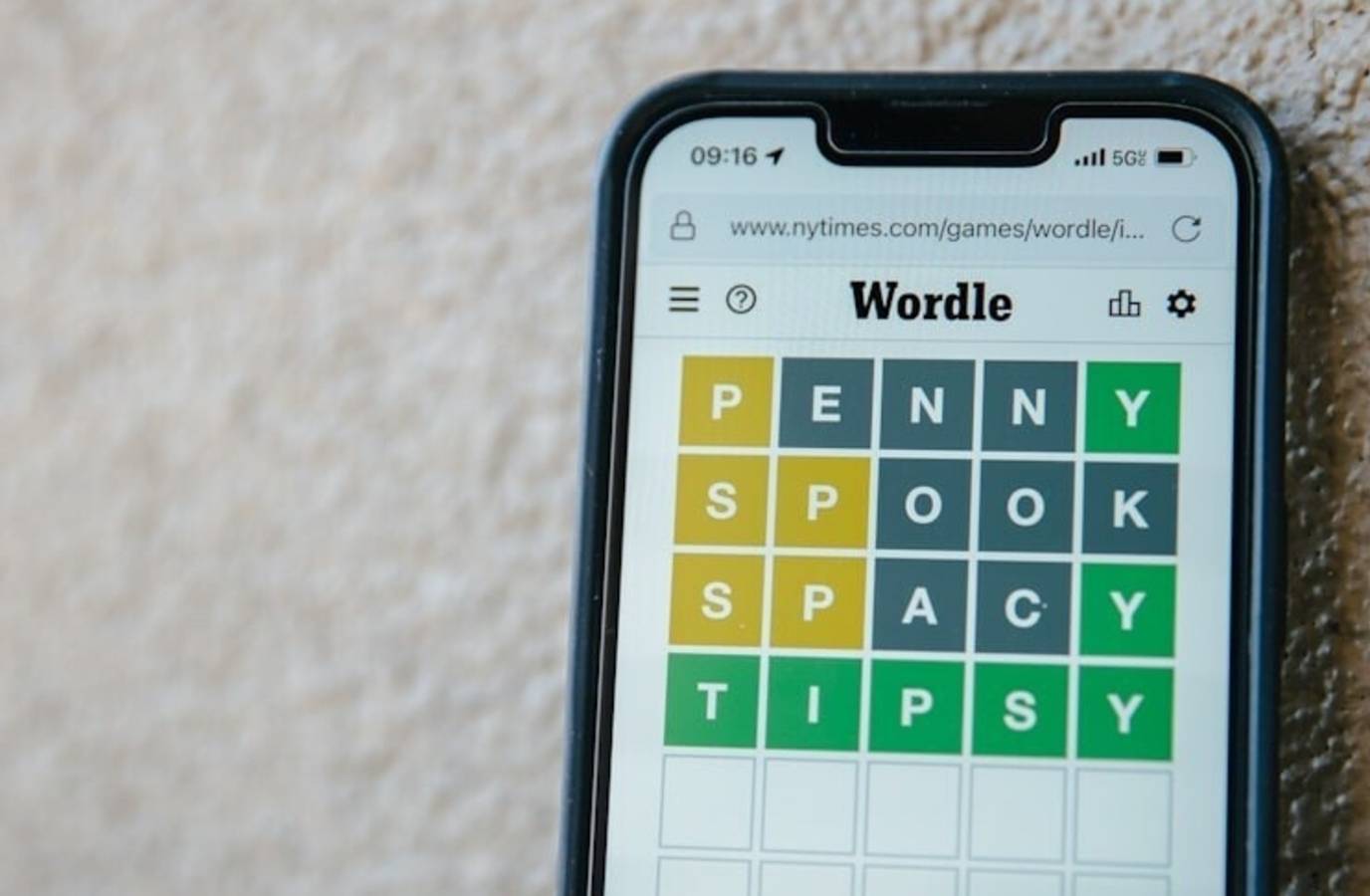 NYT Games Down: Wordle Users Hit with 'Page Not Found' Error