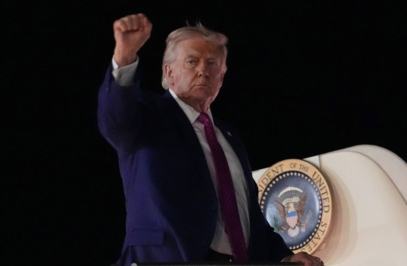 Trump's Non-Negotiable: No Nuclear Weapons for Iran Ahead of Peace Talks