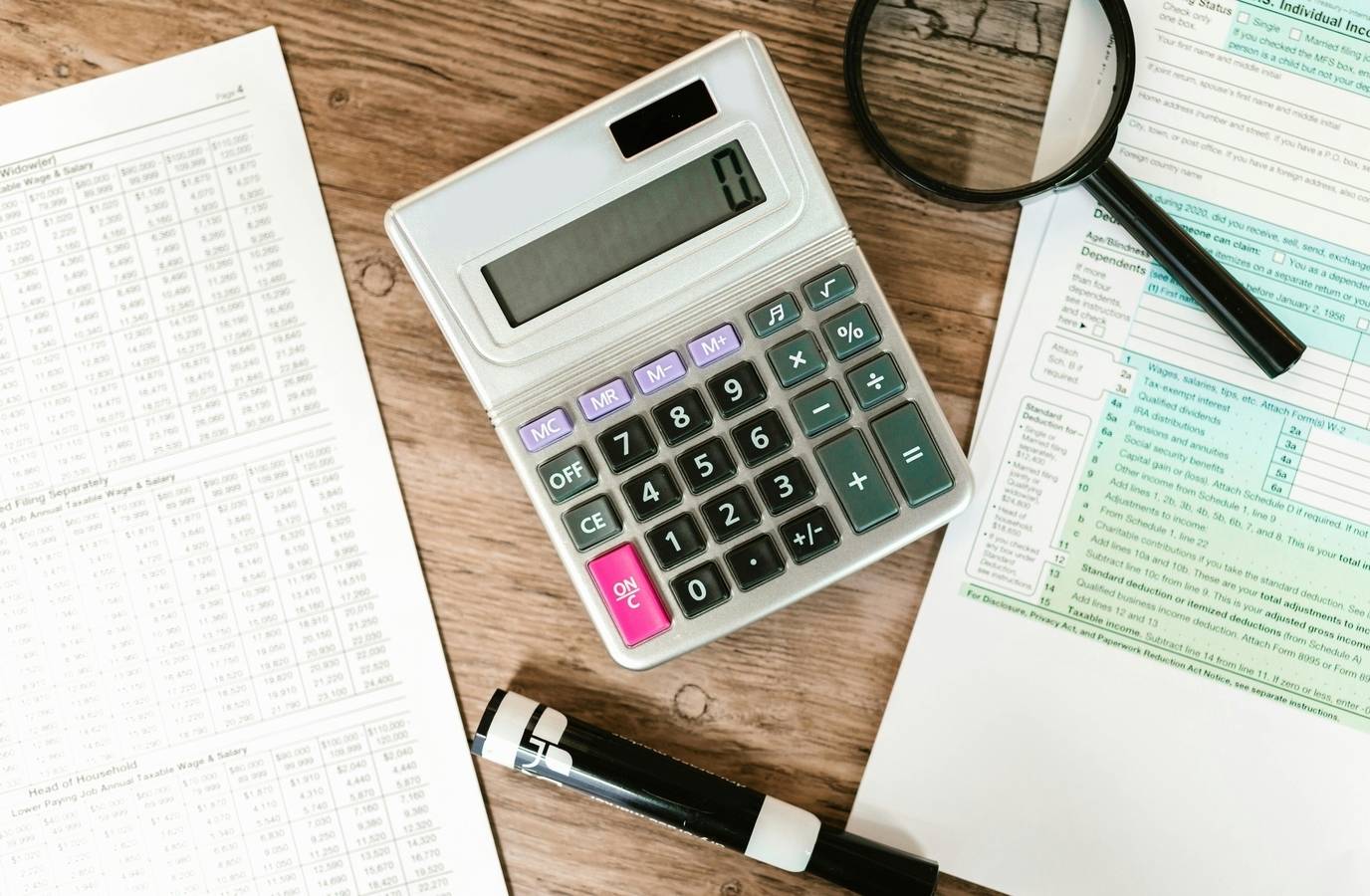Supreme Court Upholds Equality for Serving and Retired Employees in Allowance Disbursements