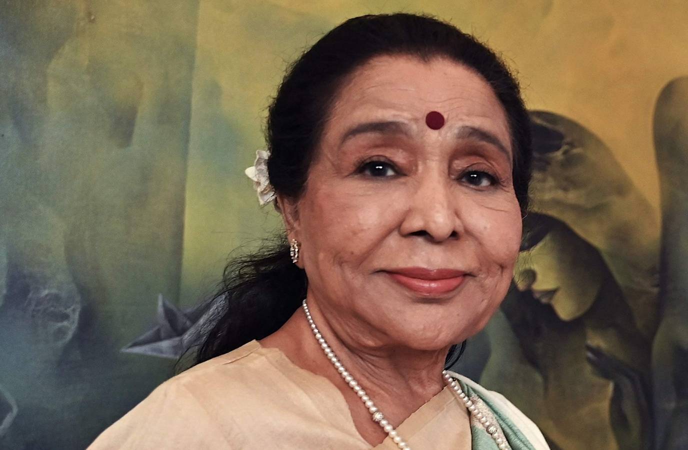 Legendary Singer Asha Bhosle Hospitalised in Critical Condition