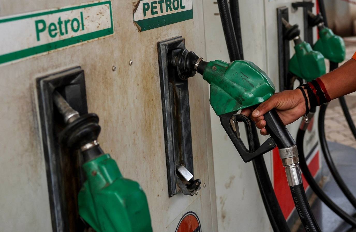 Petrol, Diesel Prices Remain Steady Amid Global Oil Concerns