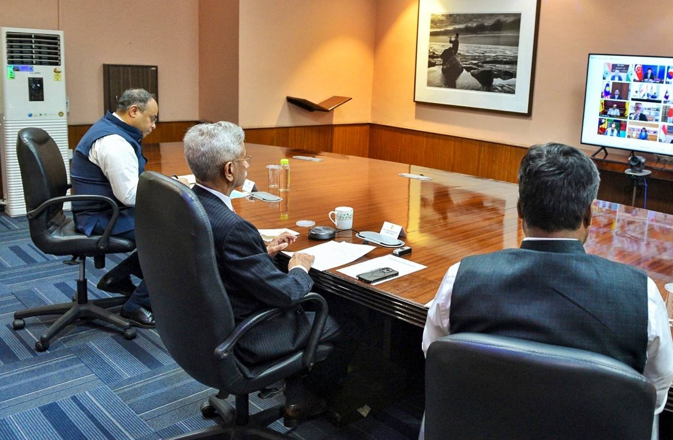 India Demands Safe Strait of Hormuz Passage Amid Global Energy Disruptions