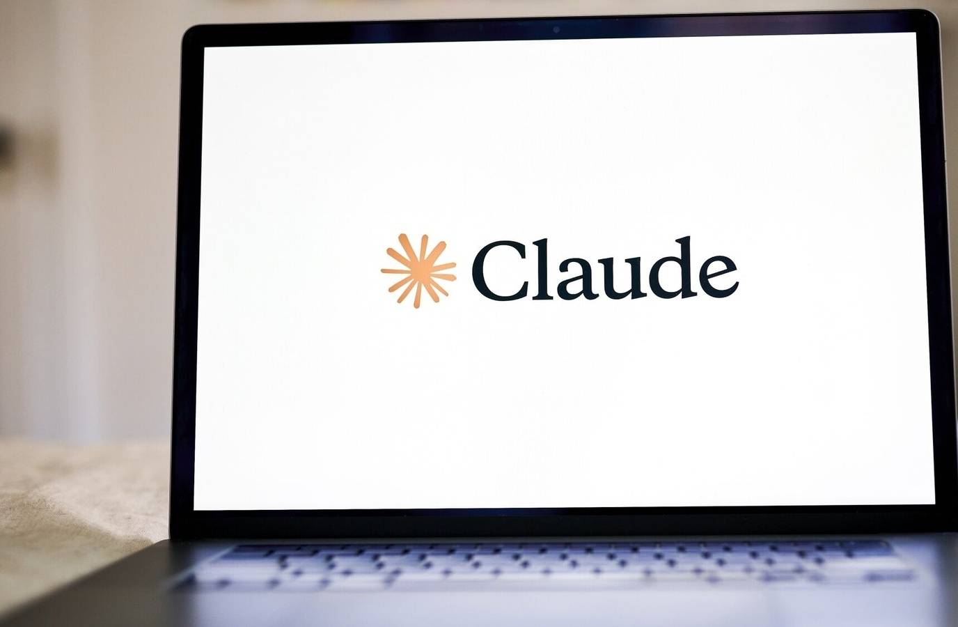Claude, Yahoo Down: How to Fix API 500 Errors Amid Outage