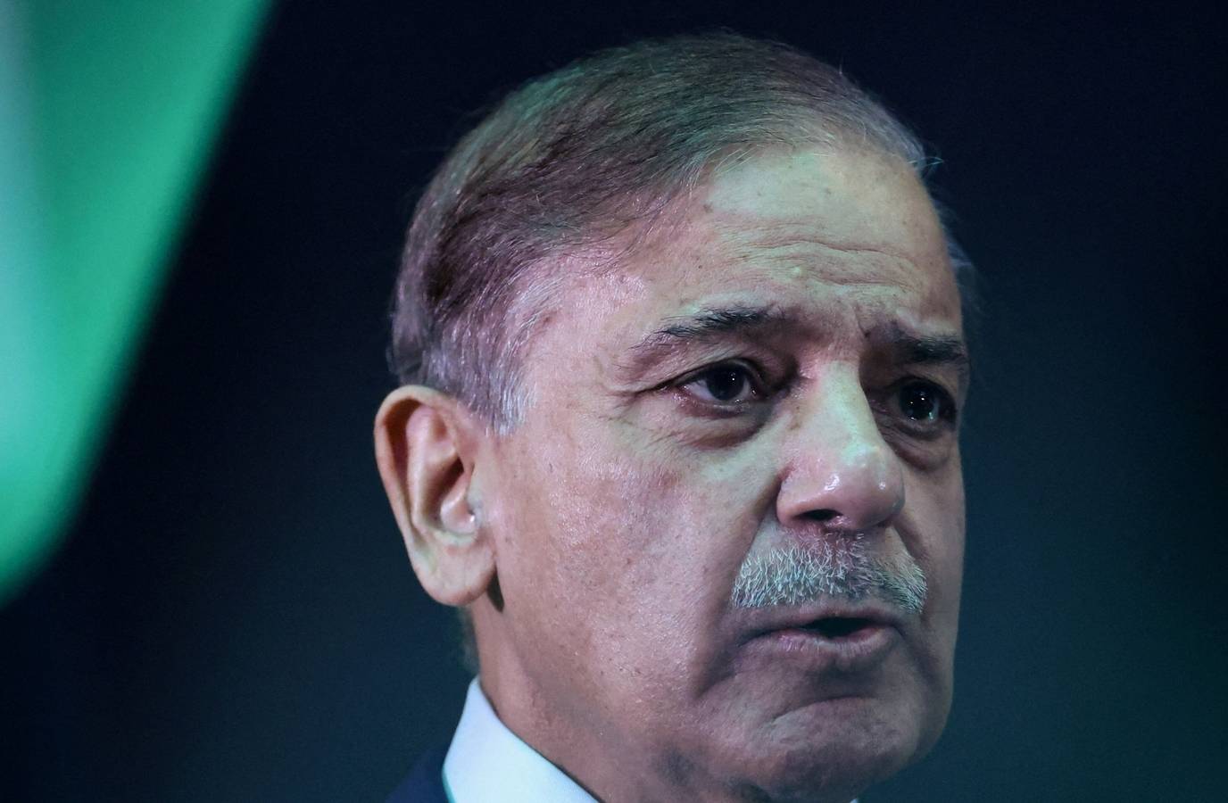 Pakistan Implements Rolling Blackouts to Manage Energy Prices Amid Iran Conflict