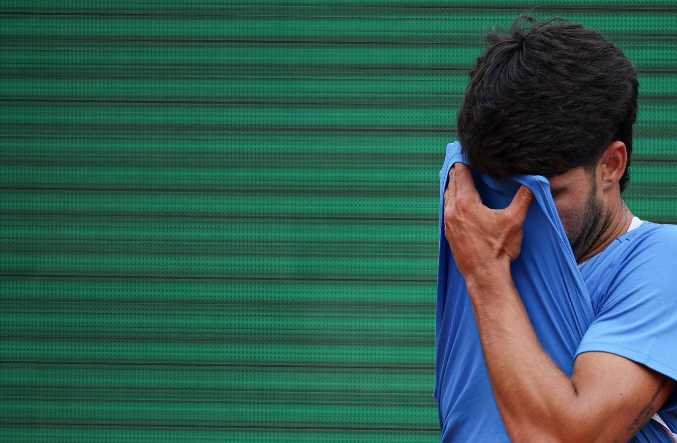 Alcaraz Withdraws from Barcelona Open Due to Wrist Injury