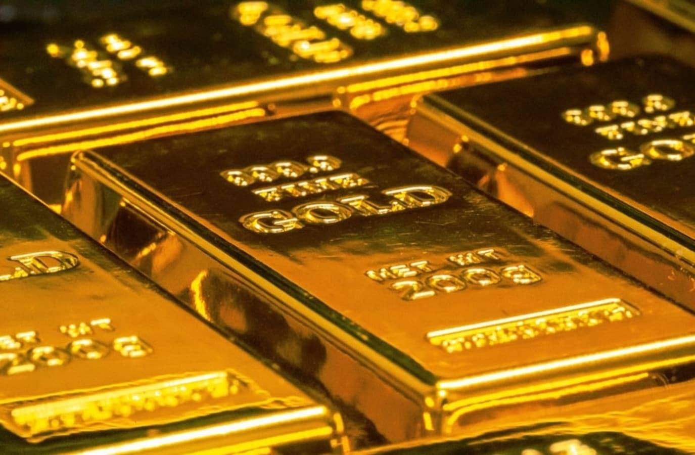 Gold Prices Plummet Amid Global Market Volatility
