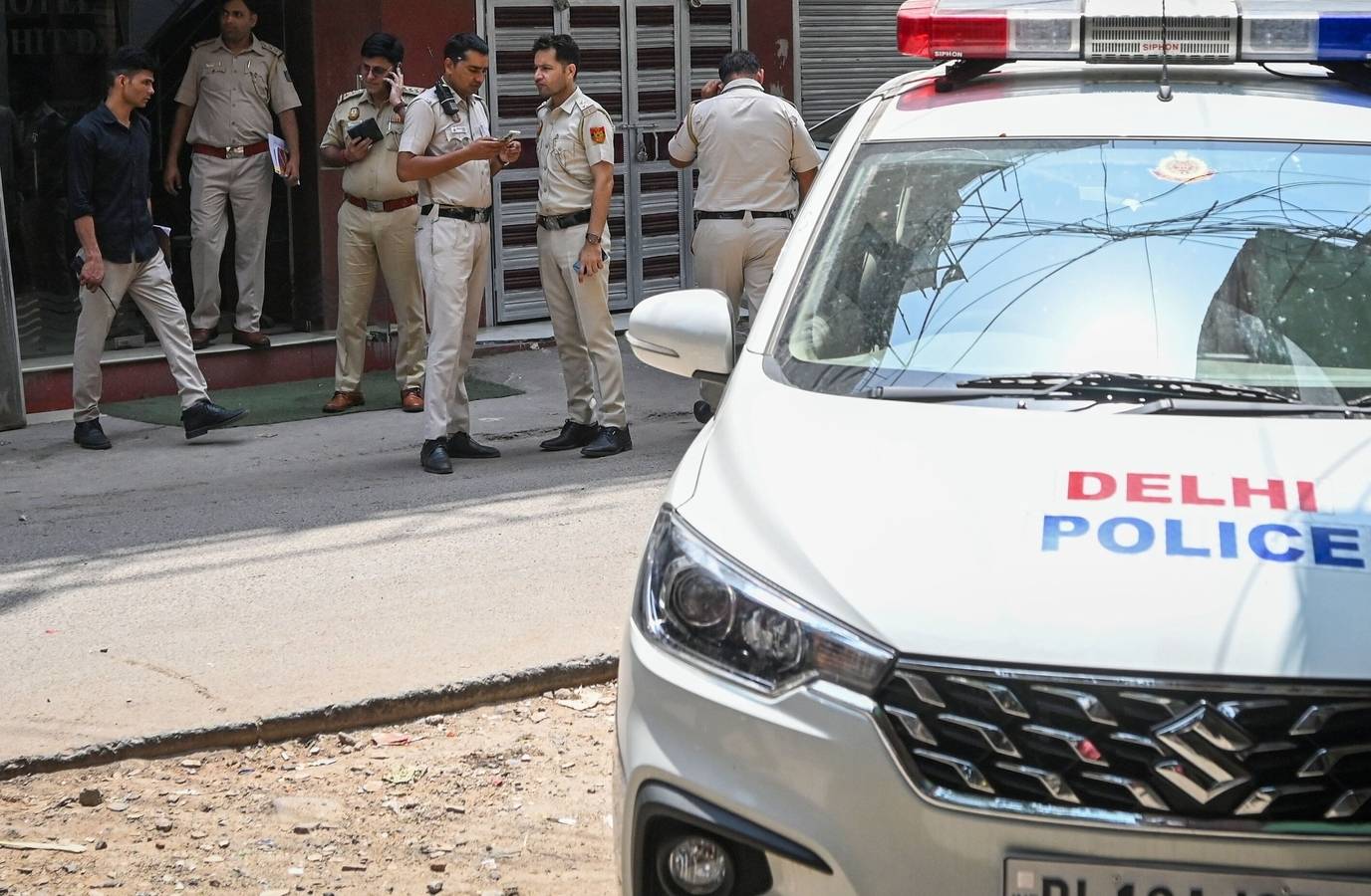 Domestic Help, 5 Accomplices Rob Family in Delhi's Upscale Golf Links