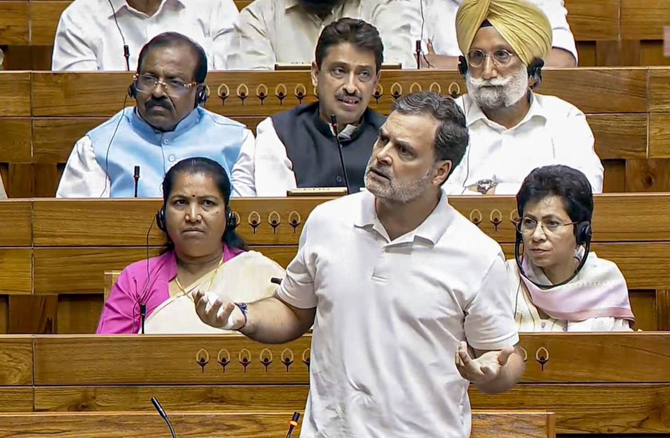 India Stands United: Opposition Blocks 'Unconstitutional Trick' on Women's Quota Bill