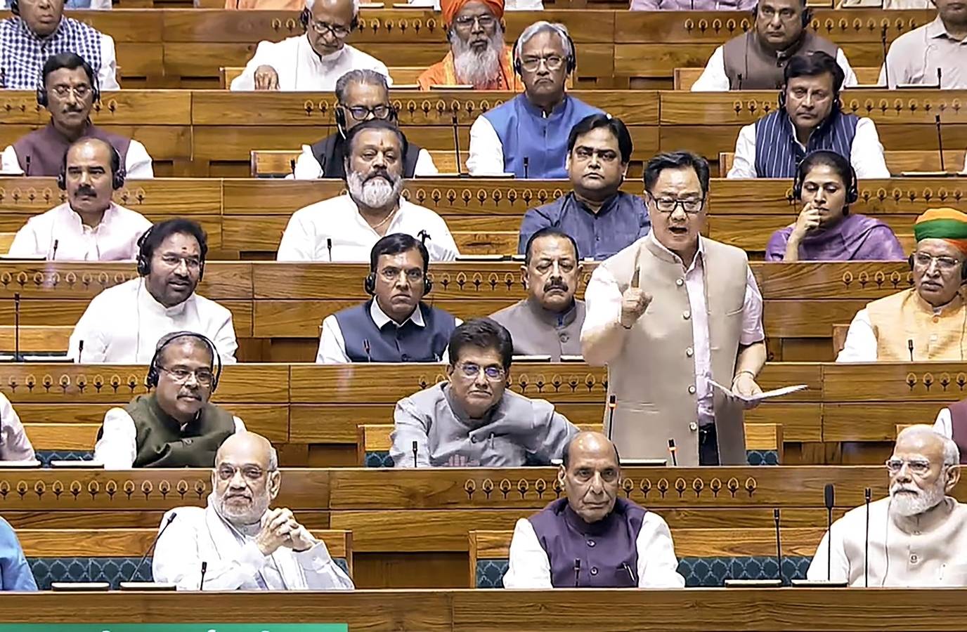 NDA Leaders Meet Amidst Parliament Debates