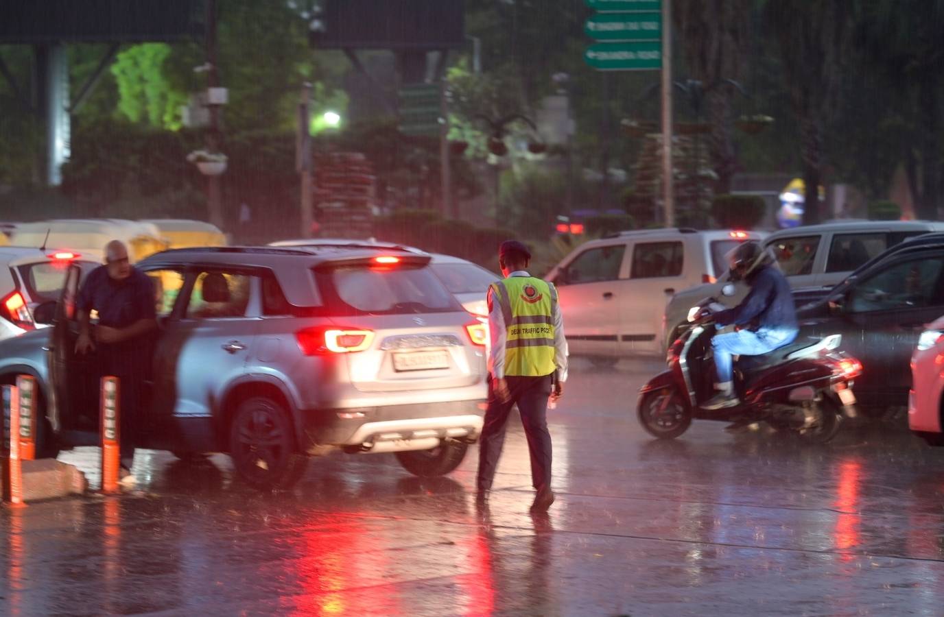 Delhi NCR Braces for More Rain, IMD Warns of Thunderstorms