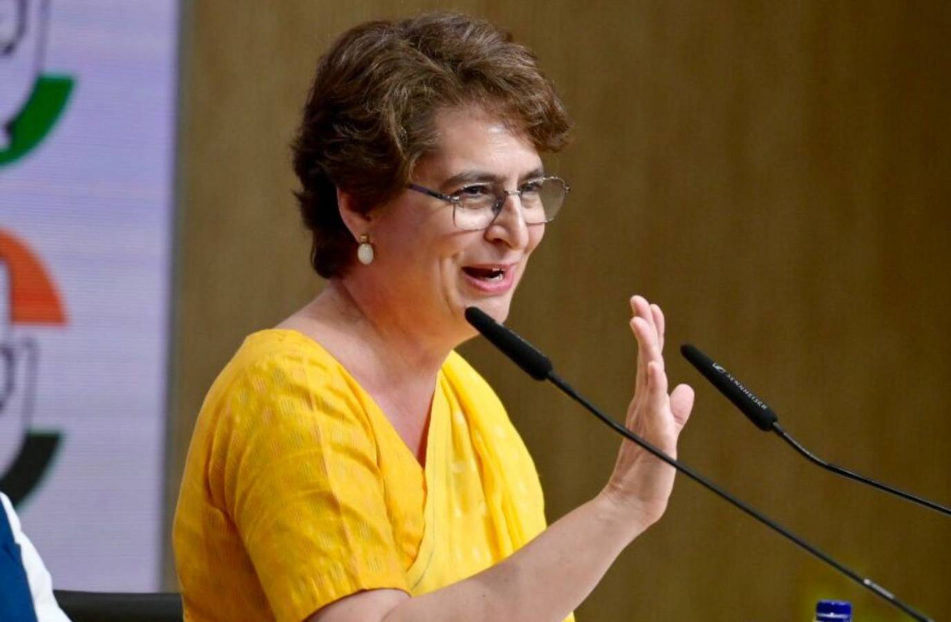Priyanka Gandhi Shifts Tone to Wish Husband on Birthday Amid Presser