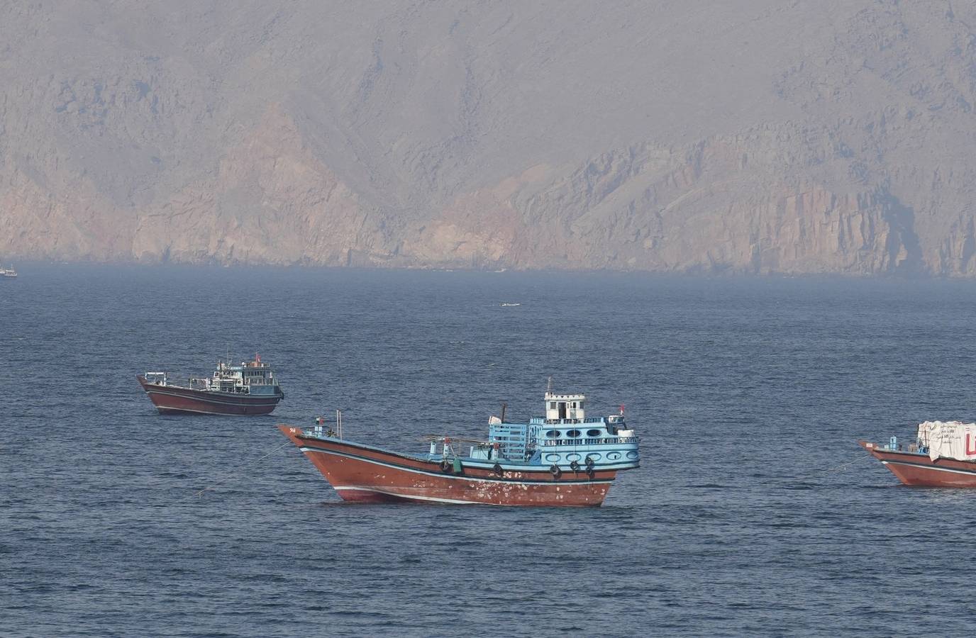 Iran Issues Ultimatum to Vessels Approaching Hormuz Strait
