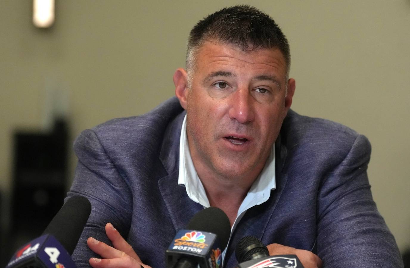 NFL Escapes Accountability in Dianna Russini-Mike Vrabel Photo Scandal
