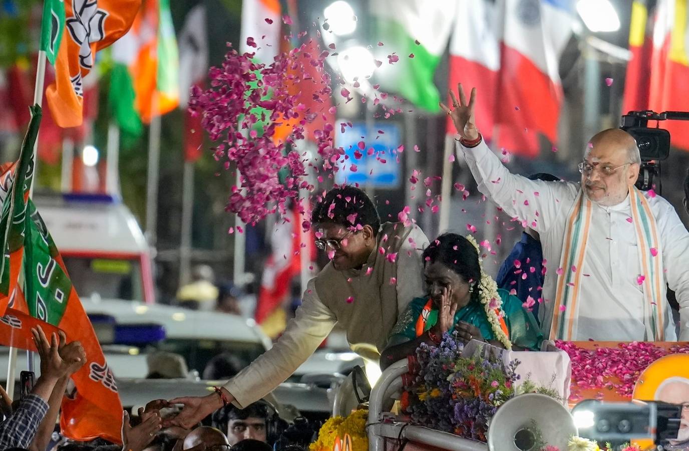 BJP Vows to Pass Women's Reservation Bill Amid DMK-Congress Opposition