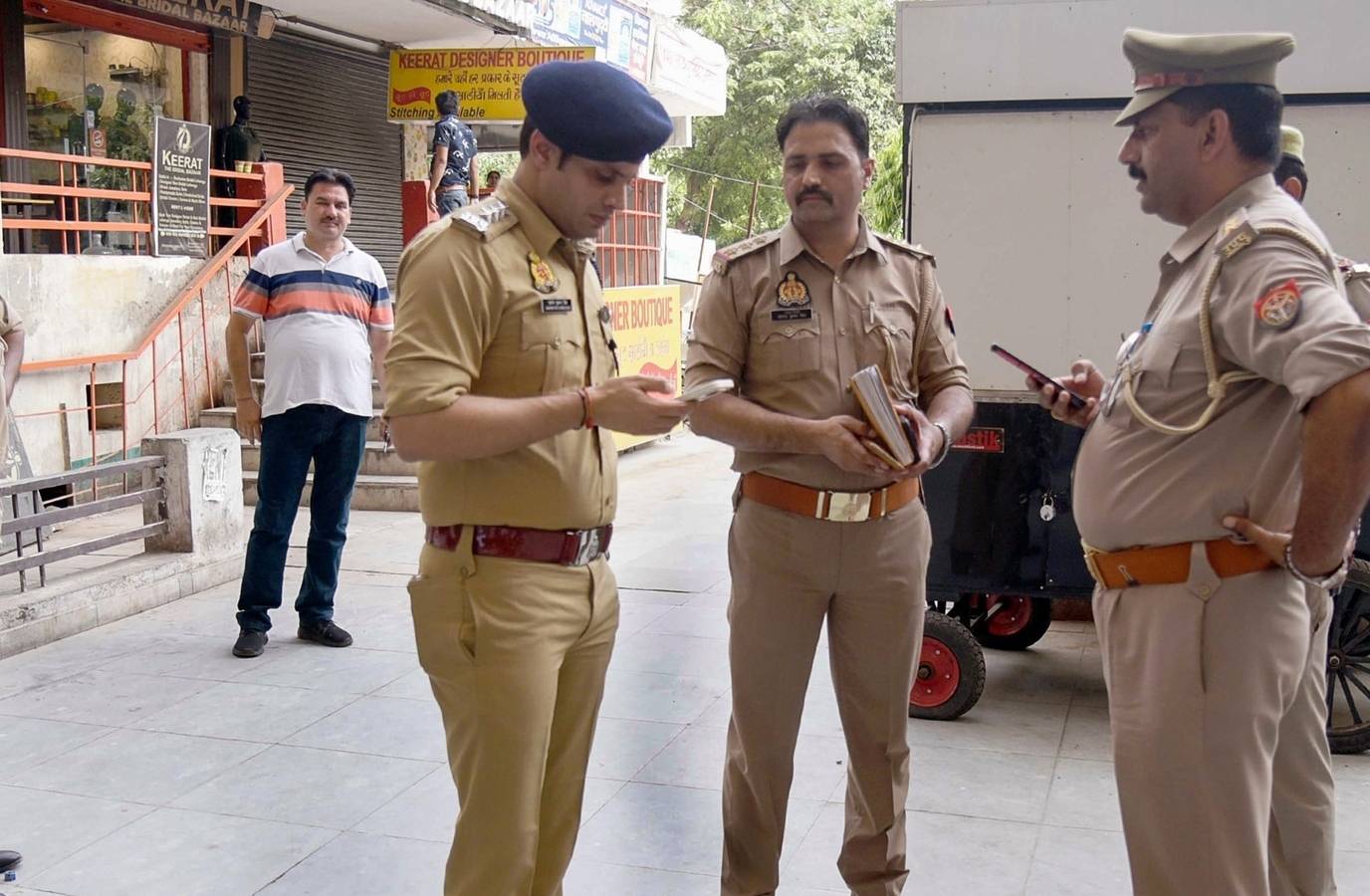 Father Arrested for Slitting Twin Daughters' Throats in Kanpur, India