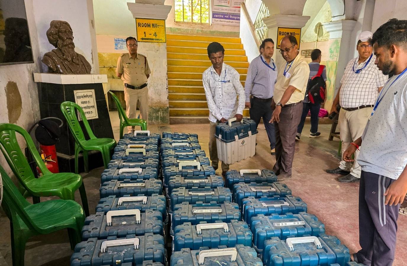 ECI Warns Against Tampering with EVM Buttons Ahead of Bengal Polls