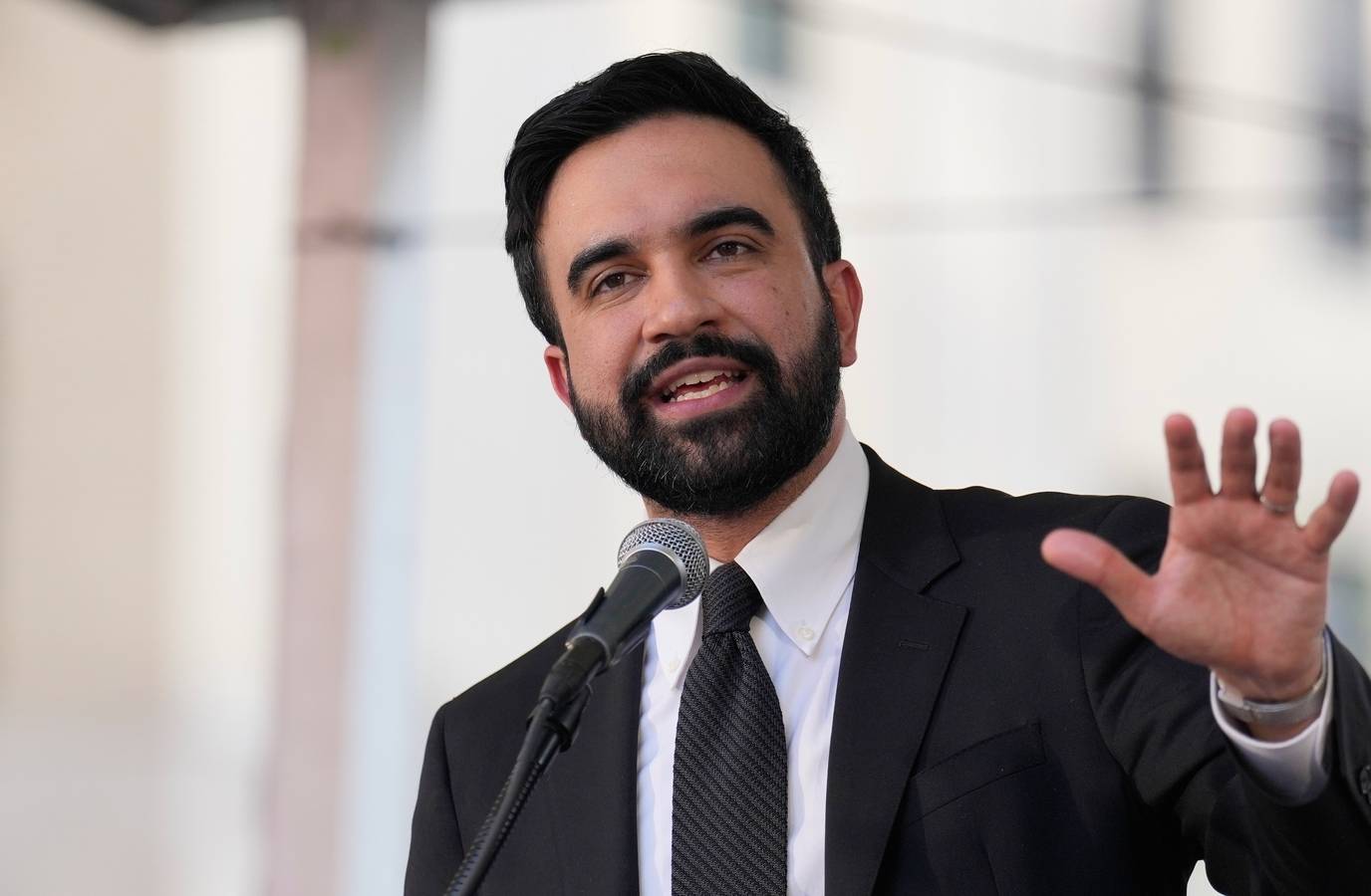 Zohran Mamdani Faces Backlash Over NYPD Beating Video Response