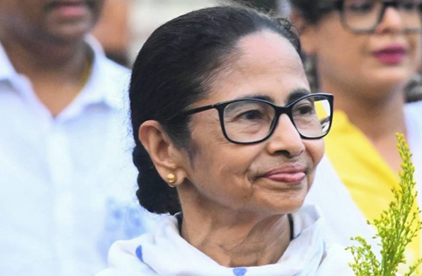 Supreme Court Slams Mamata Banerjee Over ED Raid Obstruction, Warns Democracy in Jeopardy