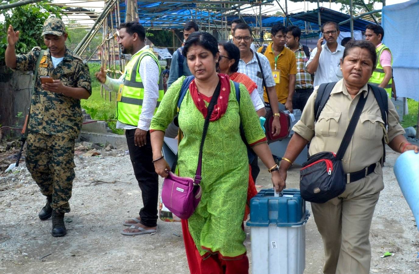 93.3 Million Voters to Decide Fate of 5,501 Candidates in Tamil Nadu, West Bengal Polls