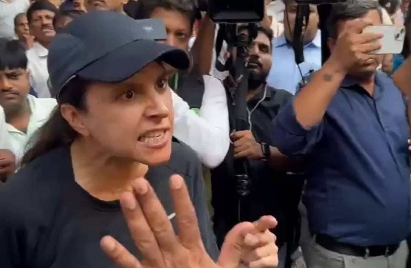BJP Leader Defends Traffic Chaos During Women's Reservation Rally