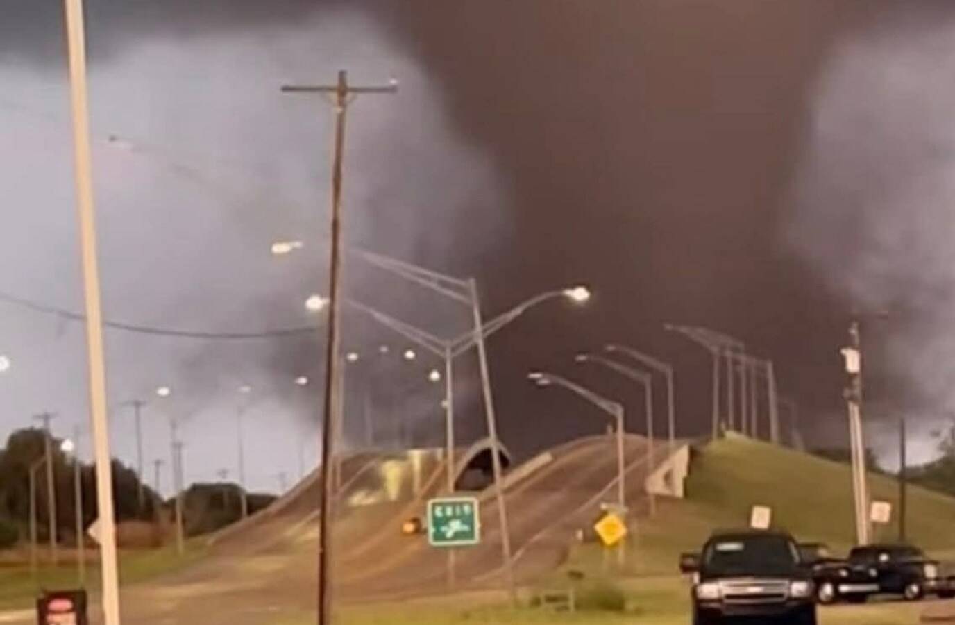 Oklahoma Tornado Warning: Stillwater Residents Bracing for Impact