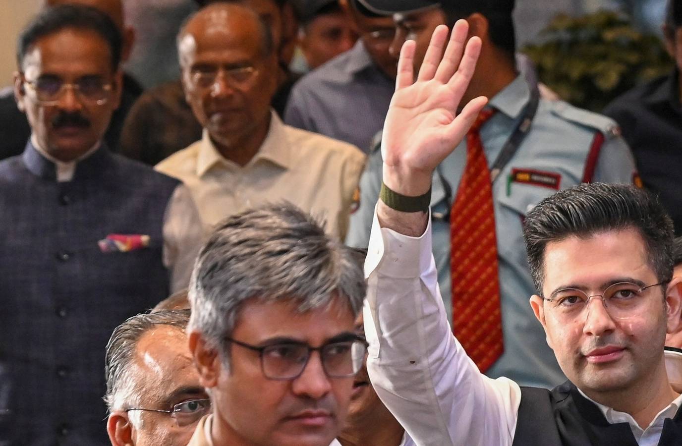 AAP MPs Desert Kejriwal, Join BJP in Massive Political Crisis