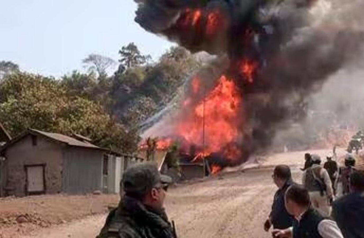 Manipur Violence Escalates: 3 Killed in Gunfights Between Naga and Kuki Communities