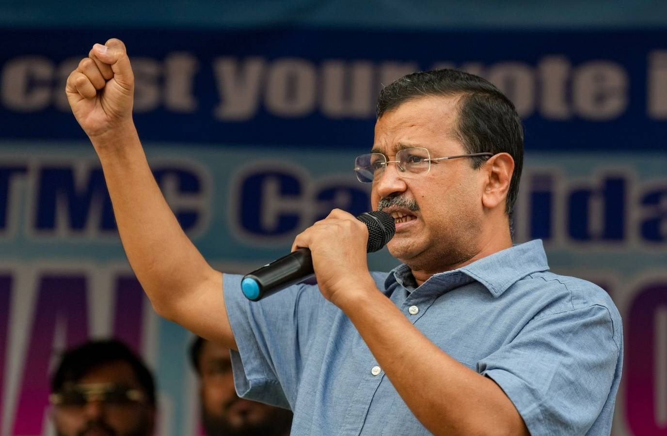Kejriwal Blasts PM Modi Over J&amp;K MLA's PSA Detention