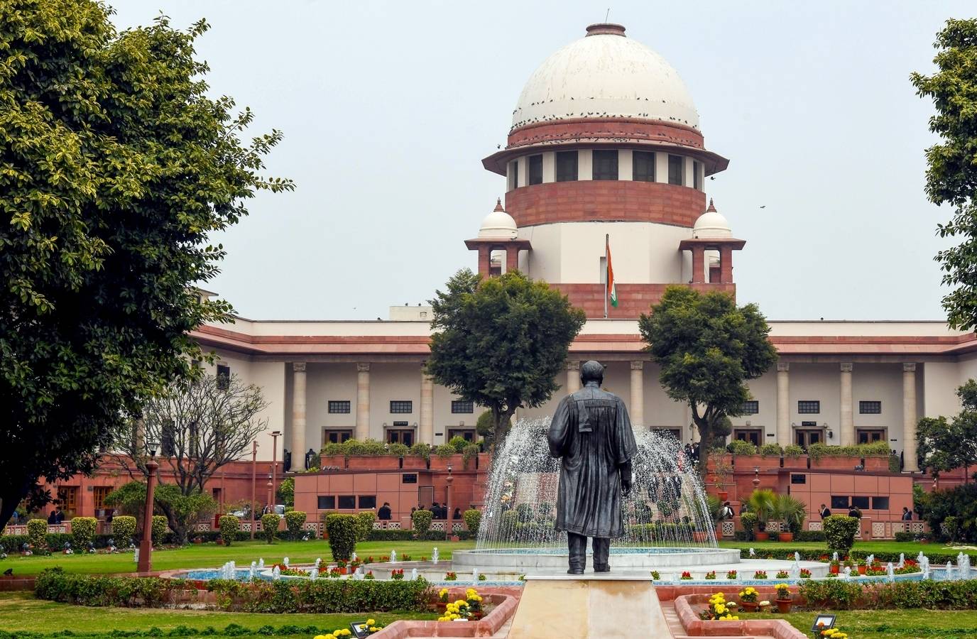 Supreme Court Upholds Right to Education for Underprivileged Students