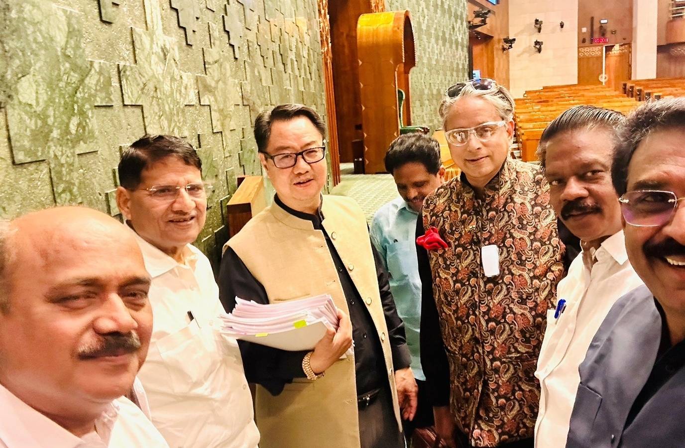 Tharoor Fires Back at Rijiju, Denies Agreeing Congress is Anti-Women