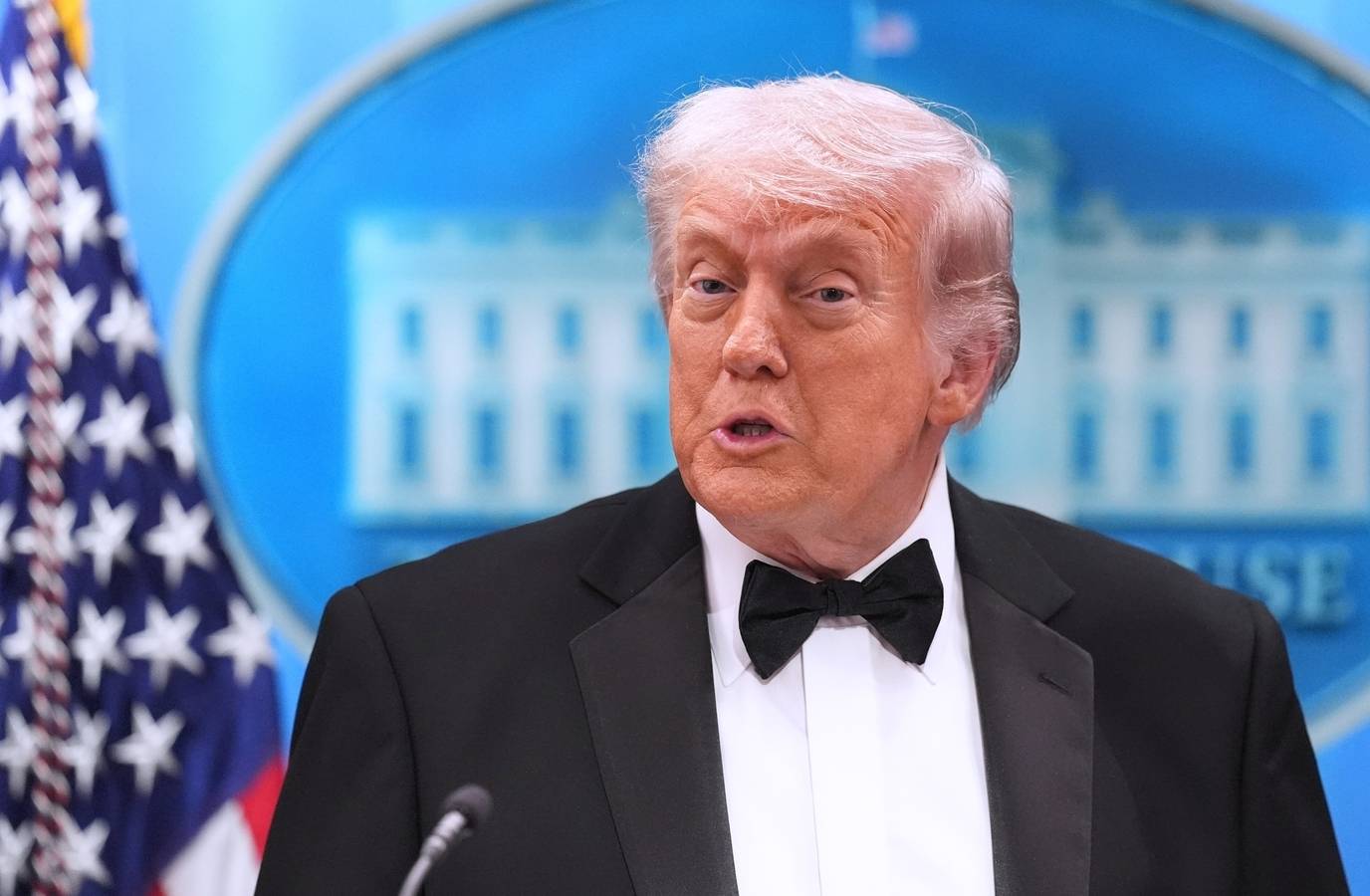 Trump Orders Extended US Blockade of Strait of Hormuz Amid Stalled Peace Talks