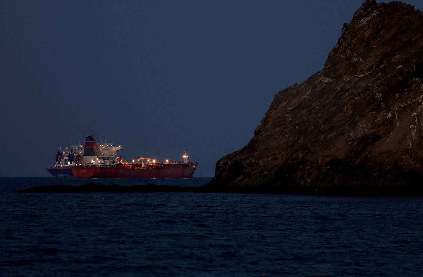 US Marines Board Merchant Ship in Arabian Sea, Confirm No Iran Bound