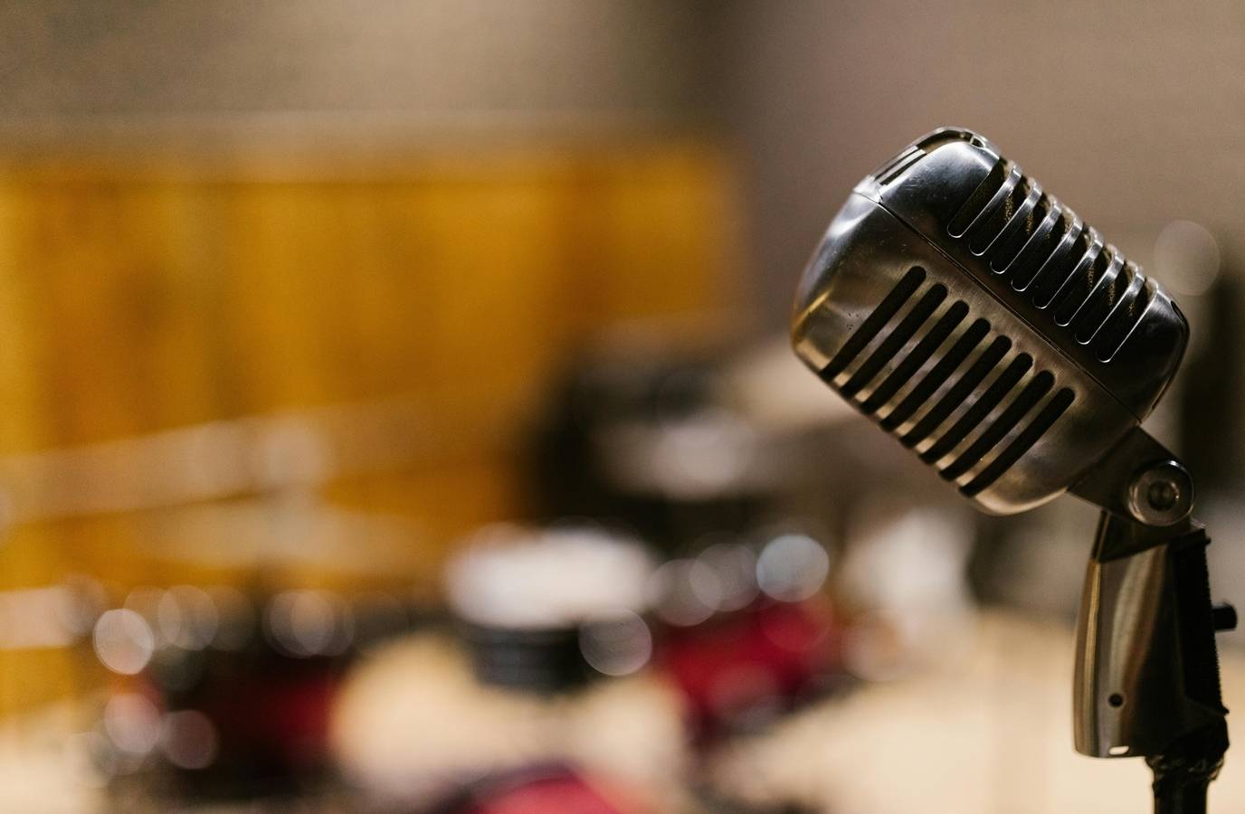 UP's Biggest Voice Talent Hunt Kicks Off: Register Now for ₹199