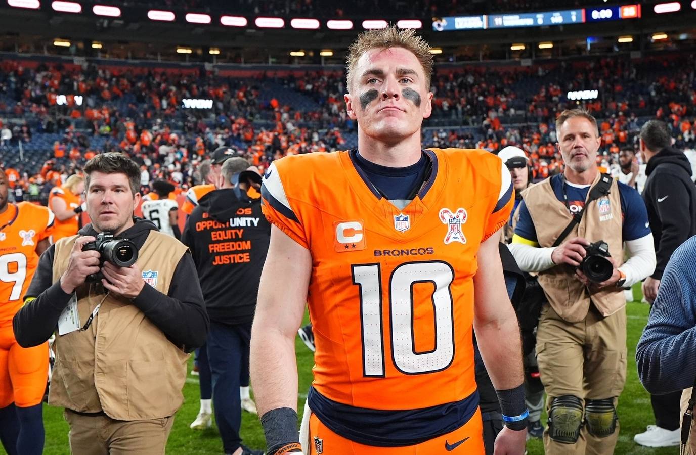 Bo Nix on Track for Training Camp After Successful Ankle Surgery