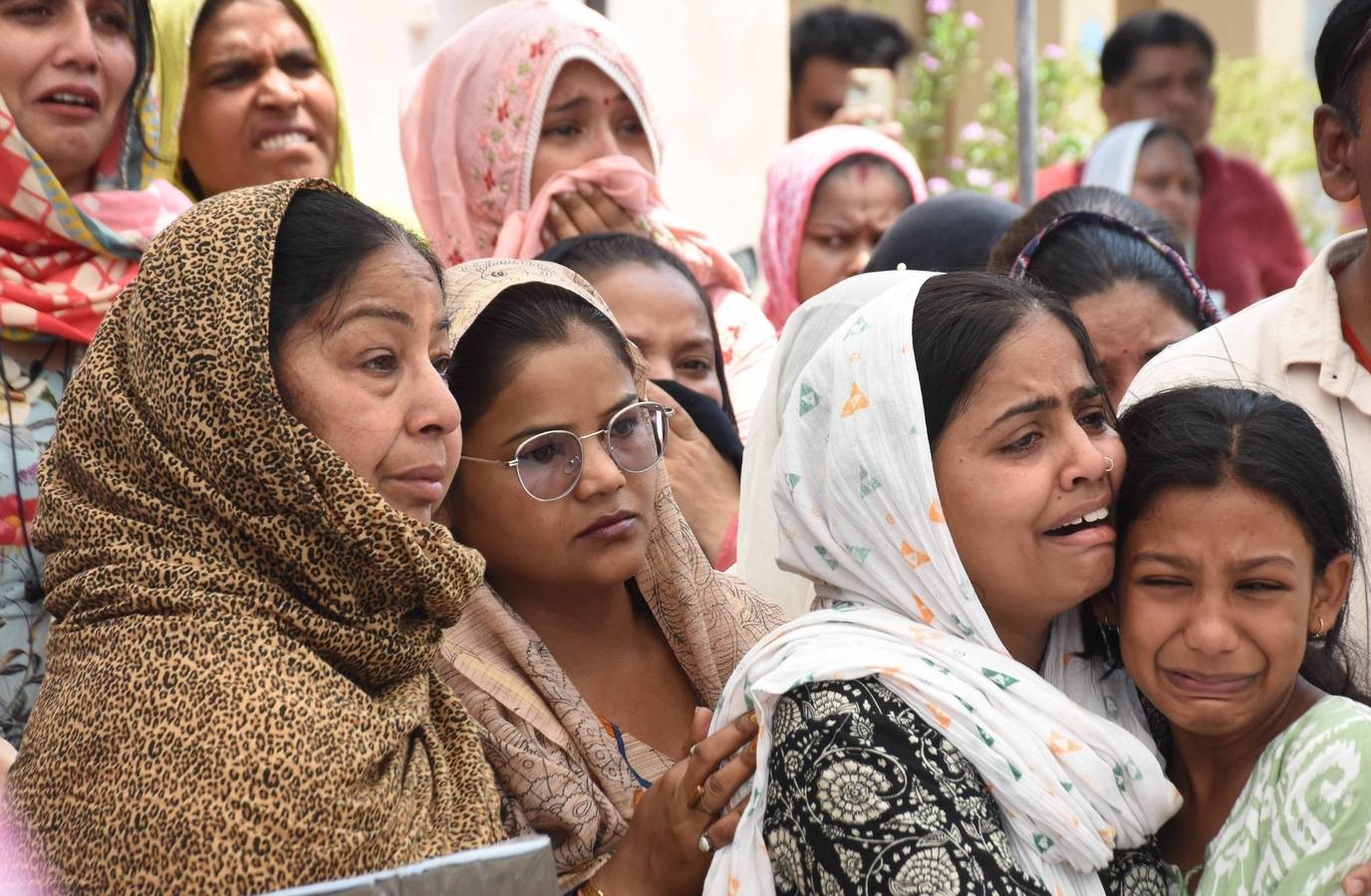 Survivor Blames Himself for Family's Death in Jabalpur Boat Tragedy