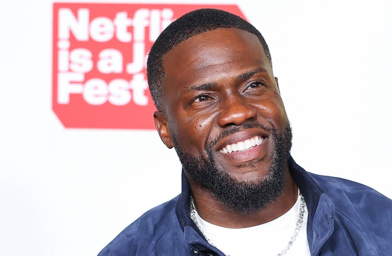 Kevin Hart's Cheating Scandal Revisited Amid Tom Brady's Roast Joke