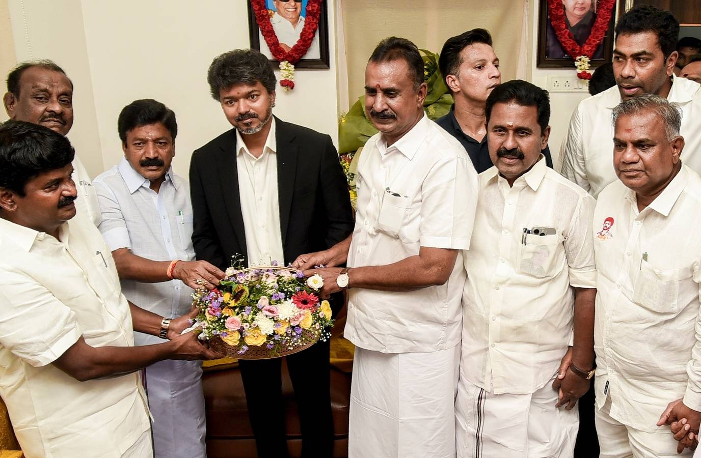 Tamil Nadu CM Visits Rebel AIADMK MLAs Amid Party Rift