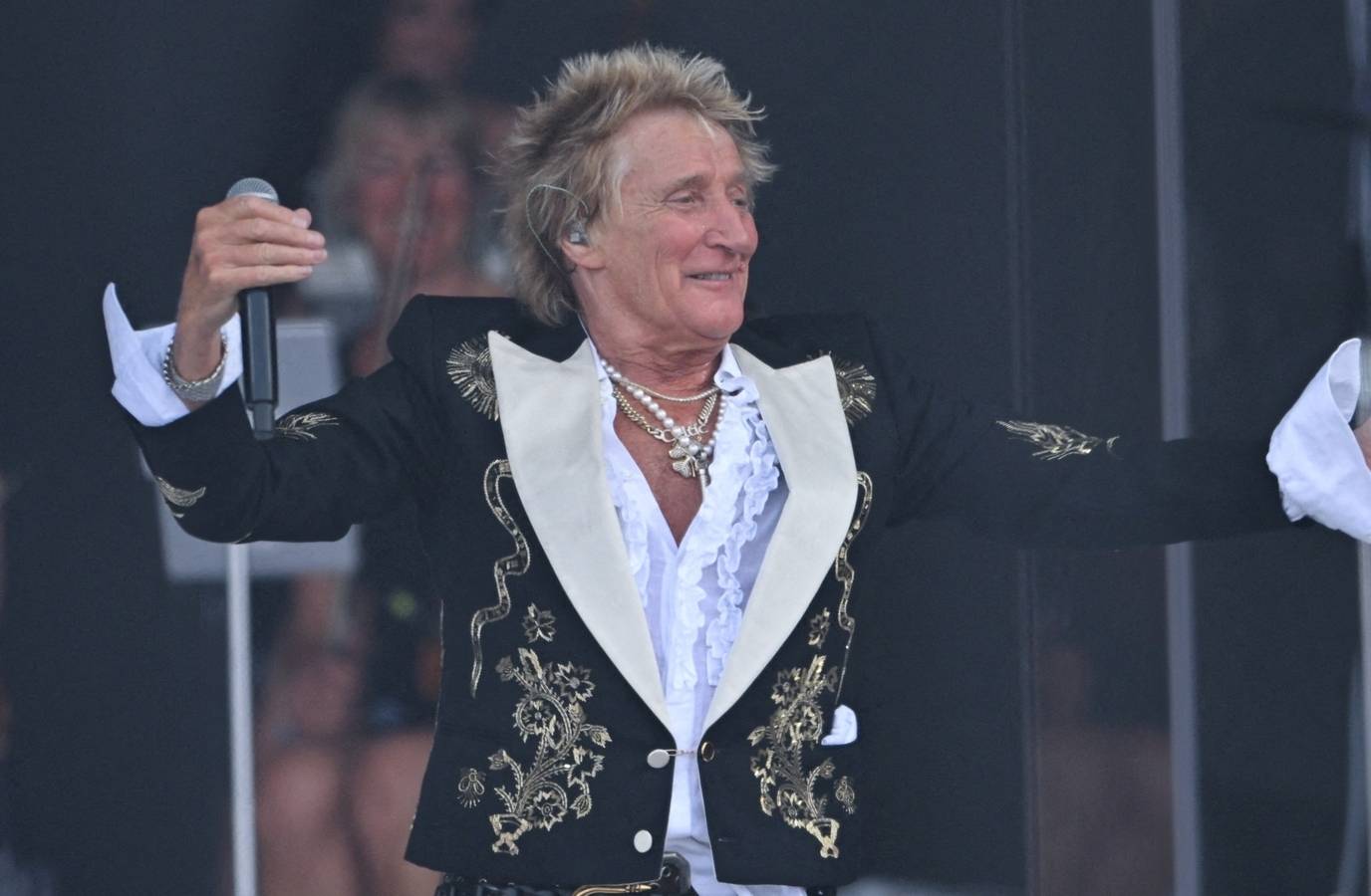 Rod Stewart Honored in Star-Studded Grammy Tribute: Where to Stream