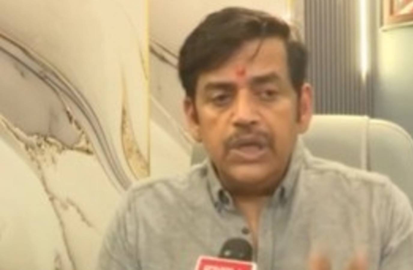 Ravi Kishan's Hilarious 'Home from Work' Remark Leaves Internet in Splits