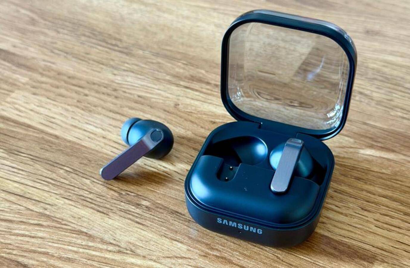 Samsung Galaxy Buds4 Pro Review: A Perfect Blend of Sound and Ecosystem