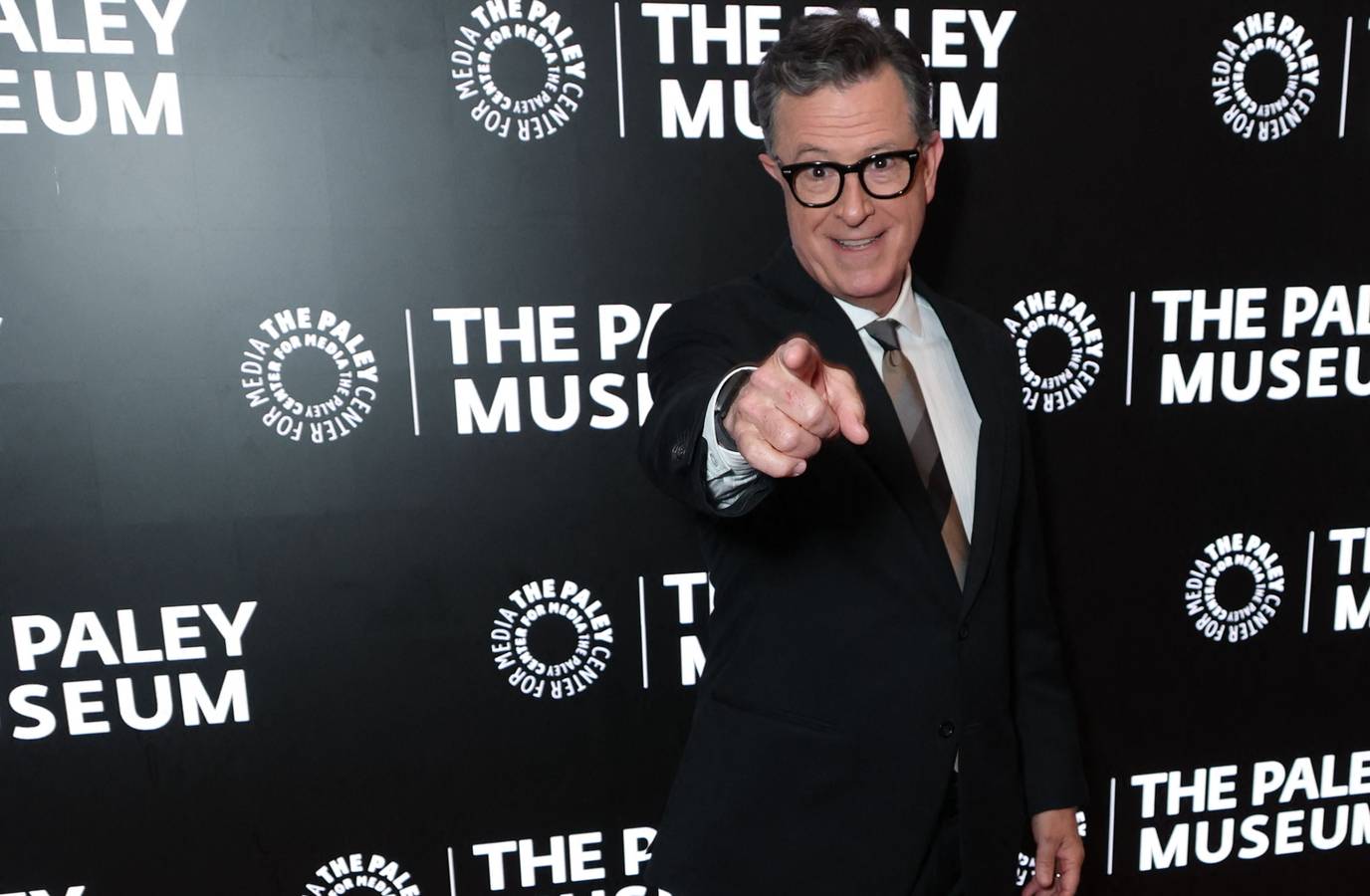 Stephen Colbert best moments, most memorable interviews as Late Show host bids goodbye | Hindustan Times