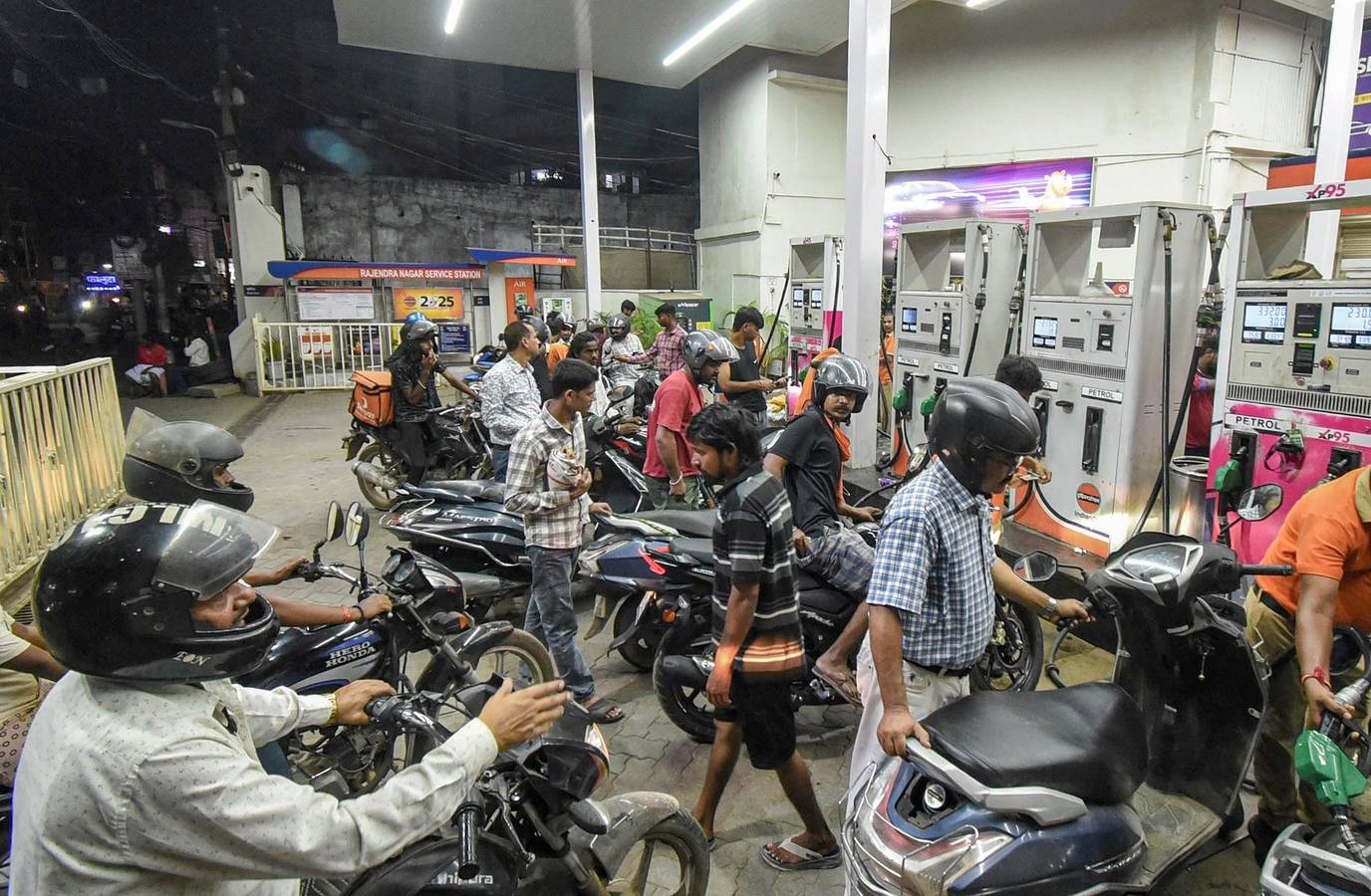 Petrol Prices Soar to ₹102 in Delhi, ₹111 in Mumbai Amid Global Energy Uncertainty