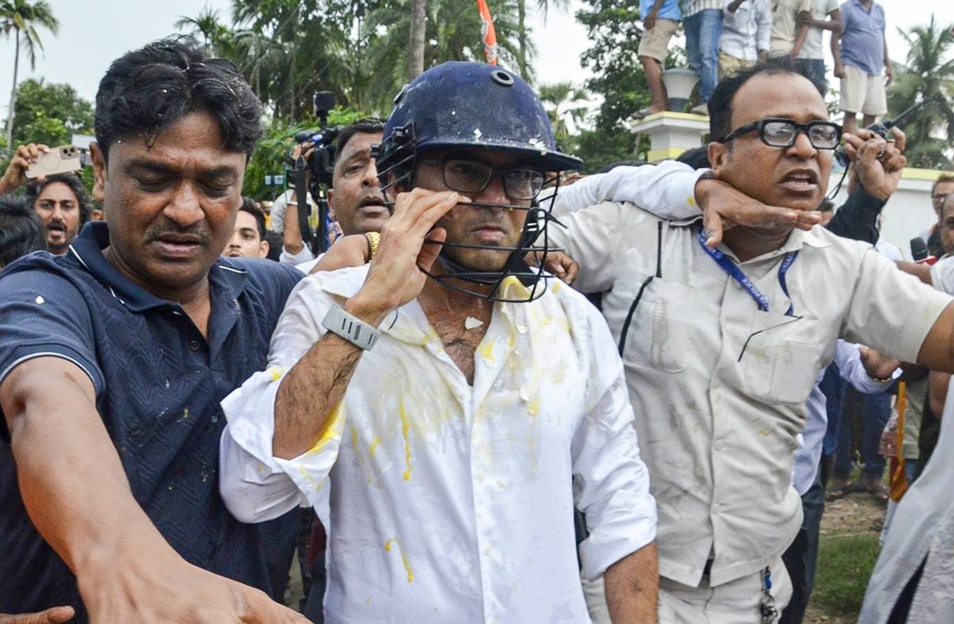 CID Conducts Second Raid on Abhishek Banerjee's Kolkata Home in Signature Forgery Case