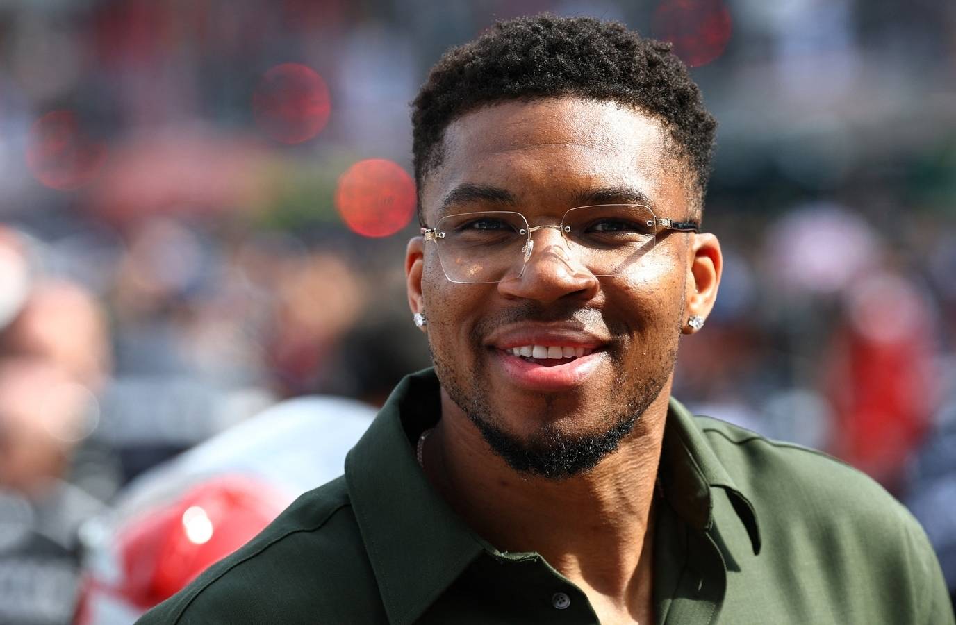 Giannis' True Character Revealed: Bucks Insider Shares Heartwarming Chats